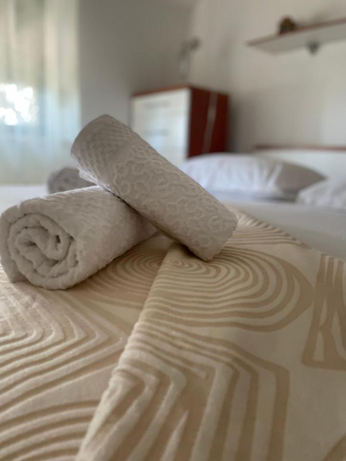 Vacation House Marin With Jacuzzi - Bol, Brac Luaran gambar