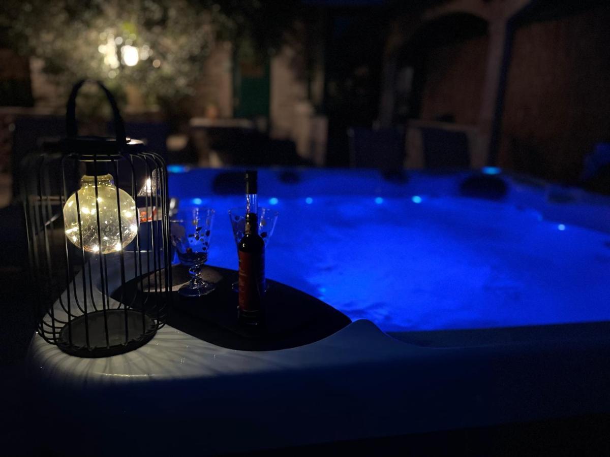 Vacation House Marin With Jacuzzi - Bol, Brac Luaran gambar